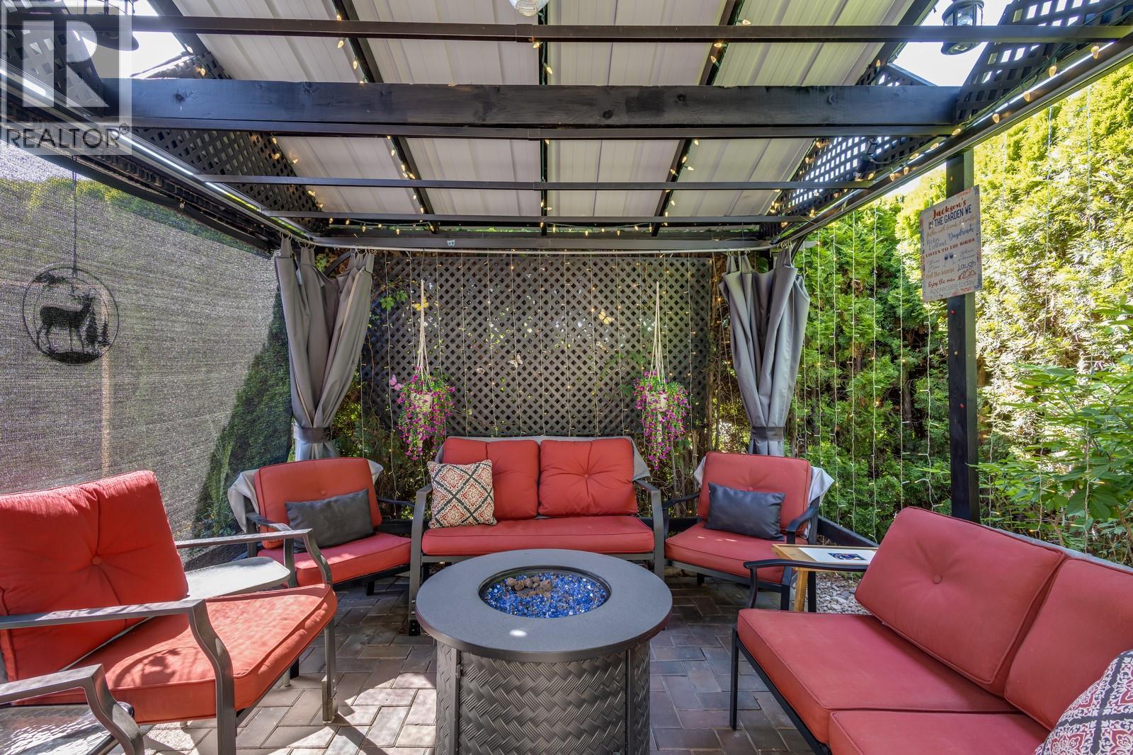 Picture for 5046 South Ridge  Drive https://www.cirrealty.ca/reb/bc/0/10363750_54.jpg