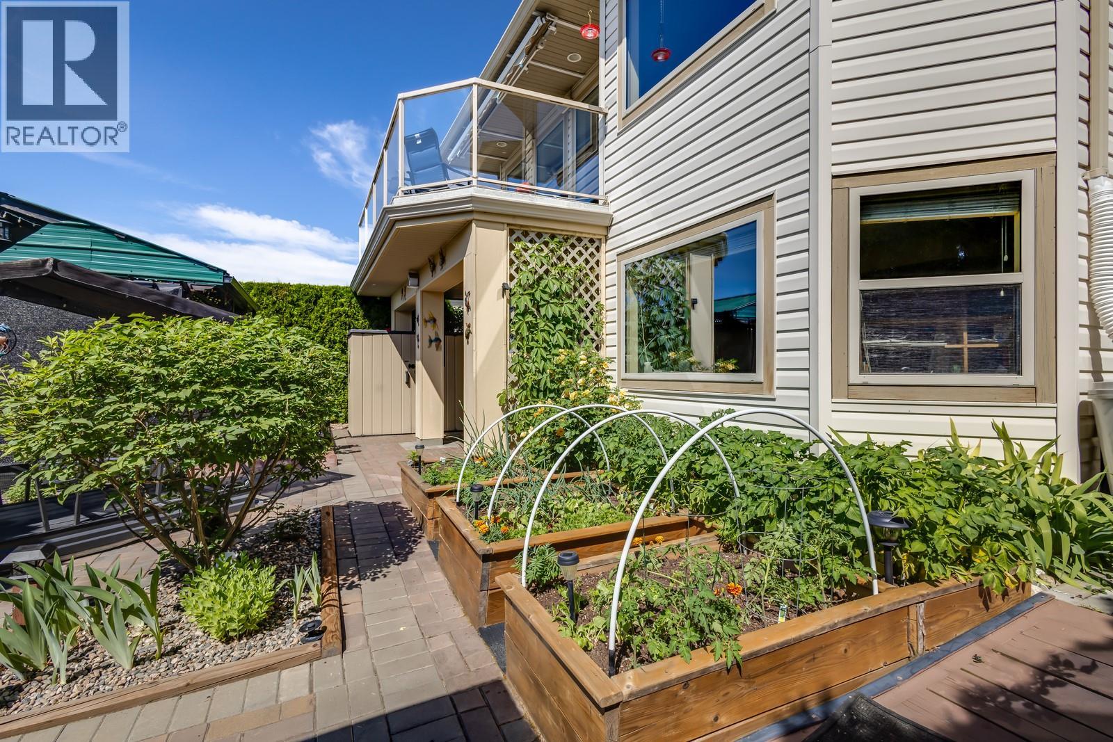 Picture for 5046 South Ridge  Drive https://www.cirrealty.ca/reb/bc/0/10363750_58.jpg