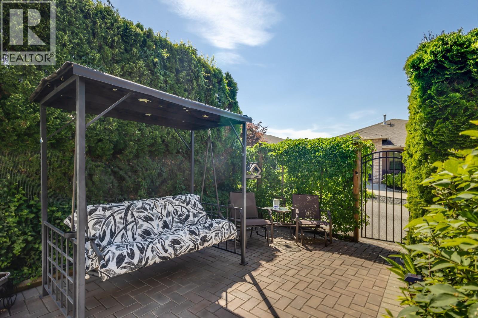 Picture for 5046 South Ridge  Drive https://www.cirrealty.ca/reb/bc/0/10363750_59.jpg