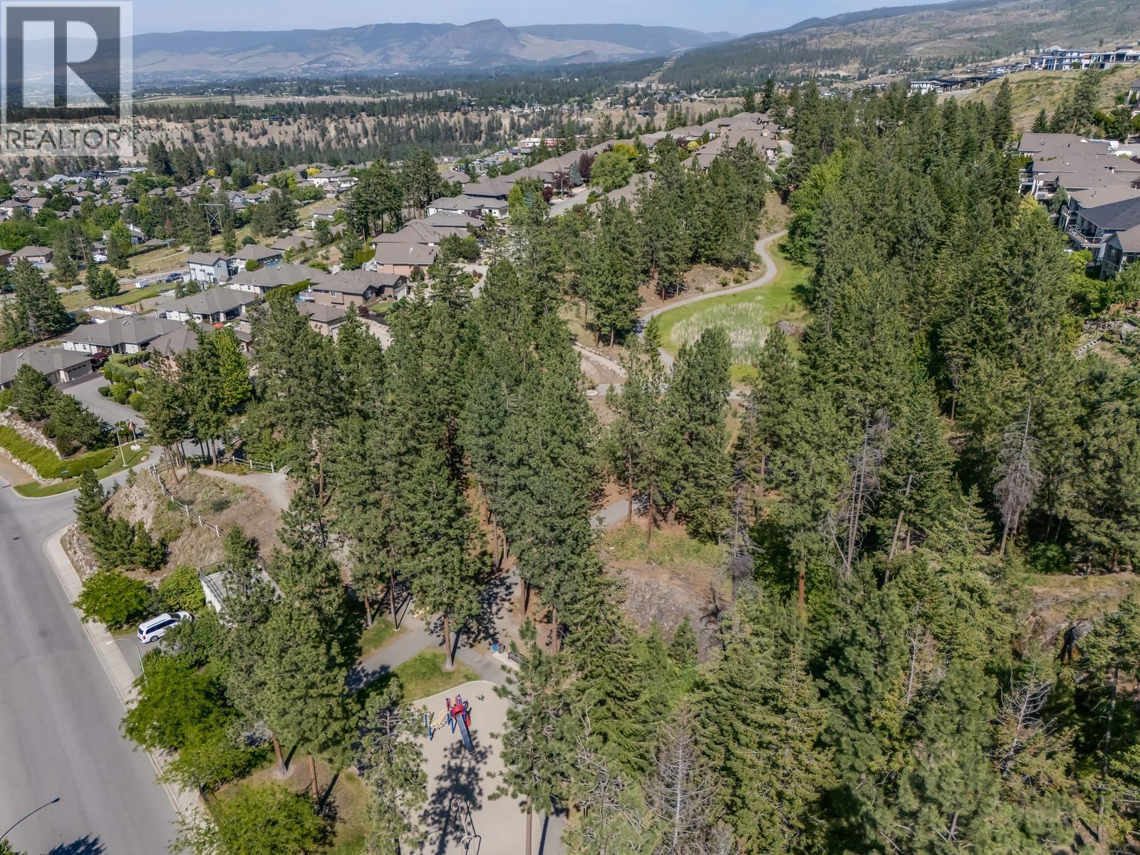 Picture for 5046 South Ridge  Drive https://www.cirrealty.ca/reb/bc/0/10363750_66.jpg