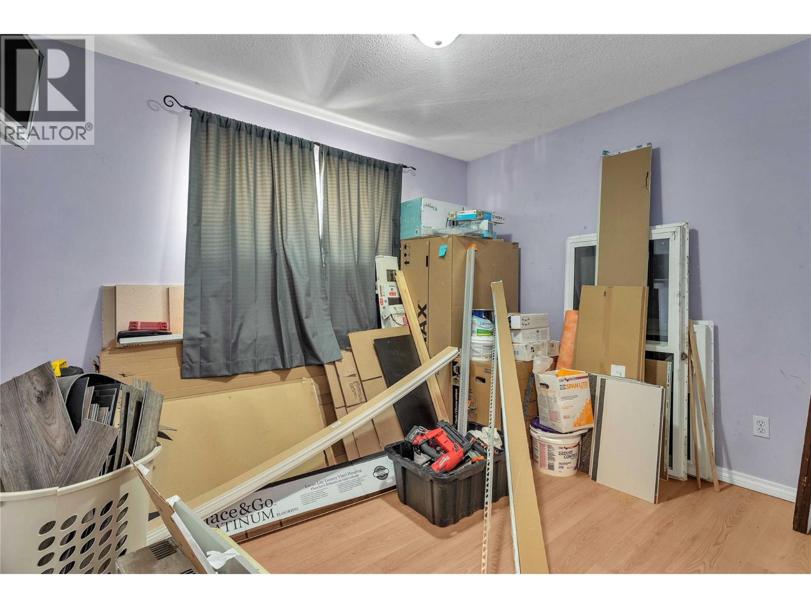 Picture for 1613 Traut  Road https://www.cirrealty.ca/reb/bc/0/10363760_11.jpg