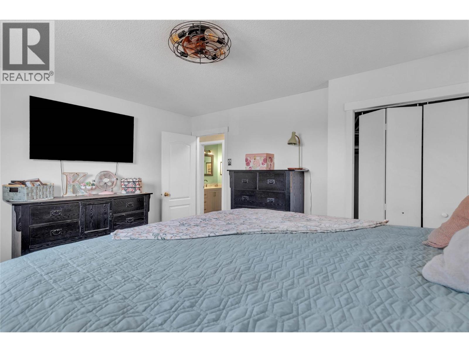 Picture for 1613 Traut  Road https://www.cirrealty.ca/reb/bc/0/10363760_13.jpg