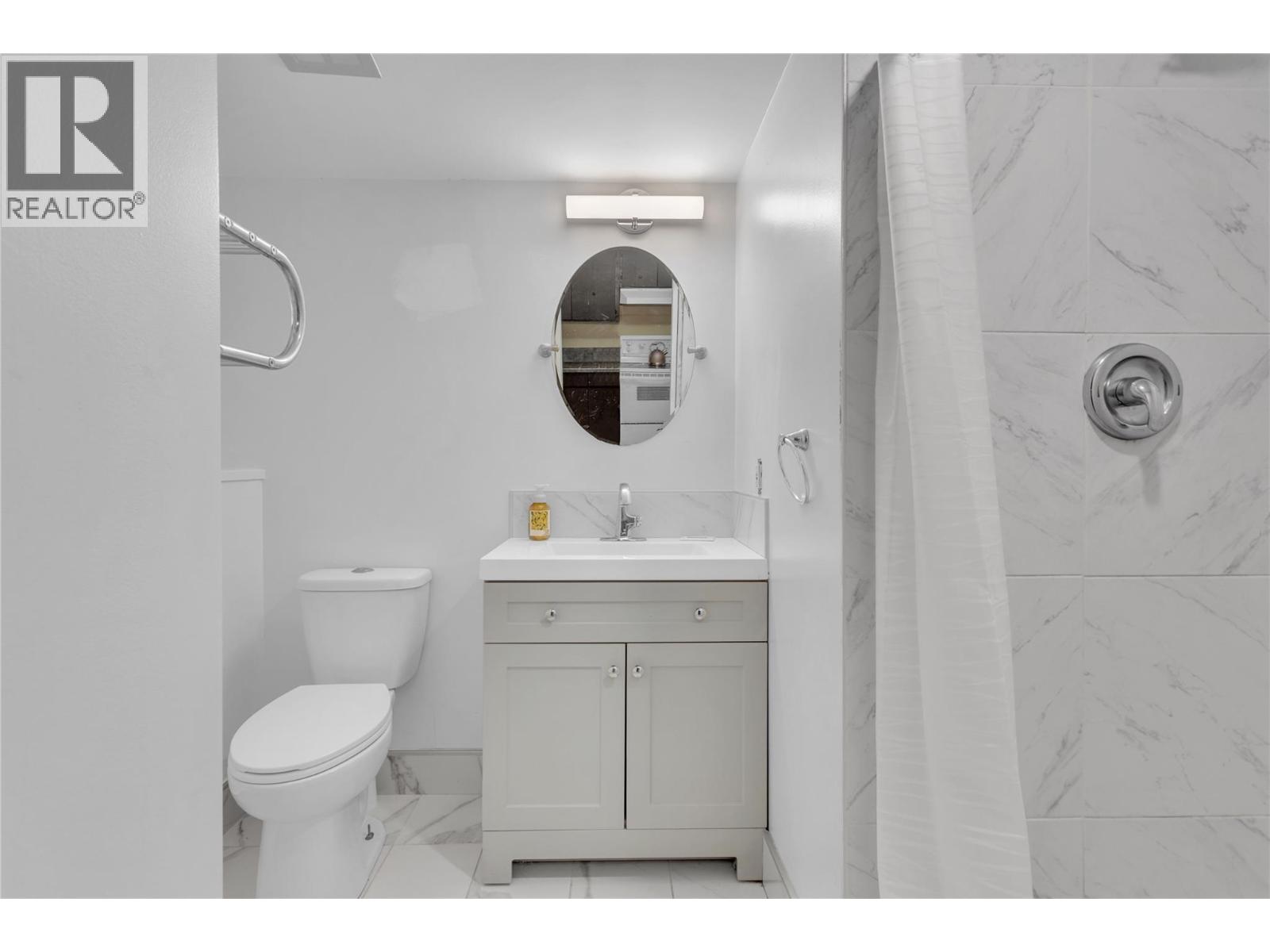Picture for 1613 Traut  Road https://www.cirrealty.ca/reb/bc/0/10363760_19.jpg