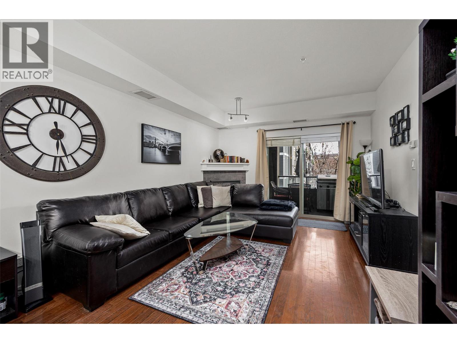 Picture for Unit #206, 1957 Kane  Road https://www.cirrealty.ca/reb/bc/0/10363900_11.jpg