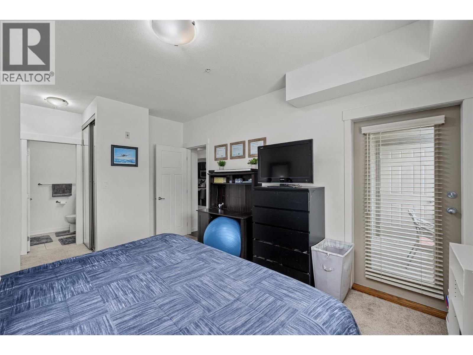 Picture for Unit #206, 1957 Kane  Road https://www.cirrealty.ca/reb/bc/0/10363900_21.jpg