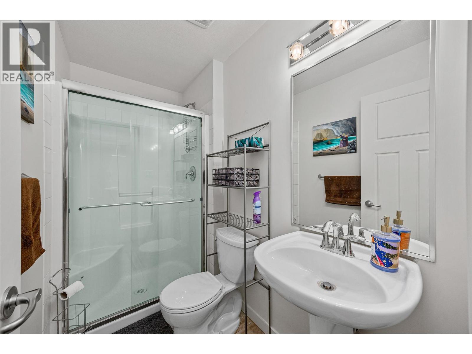 Picture for Unit #206, 1957 Kane  Road https://www.cirrealty.ca/reb/bc/0/10363900_25.jpg