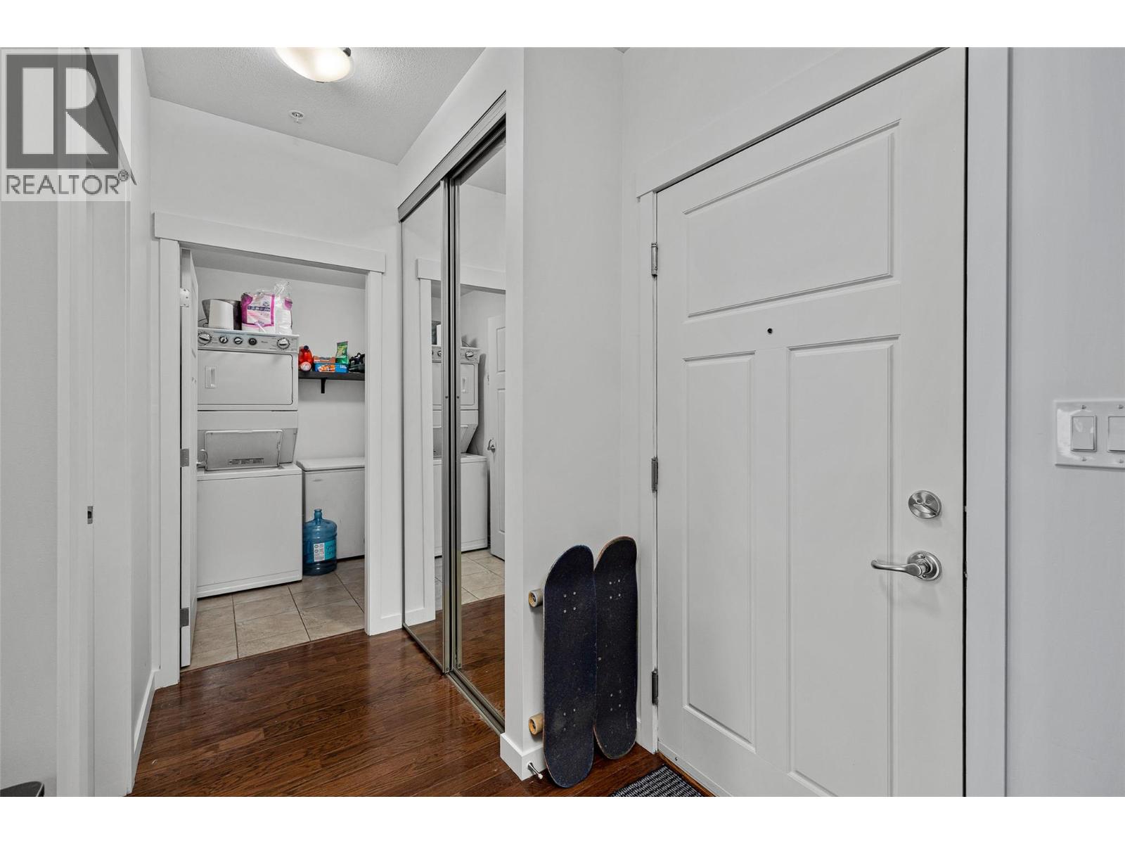 Picture for Unit #206, 1957 Kane  Road https://www.cirrealty.ca/reb/bc/0/10363900_27.jpg