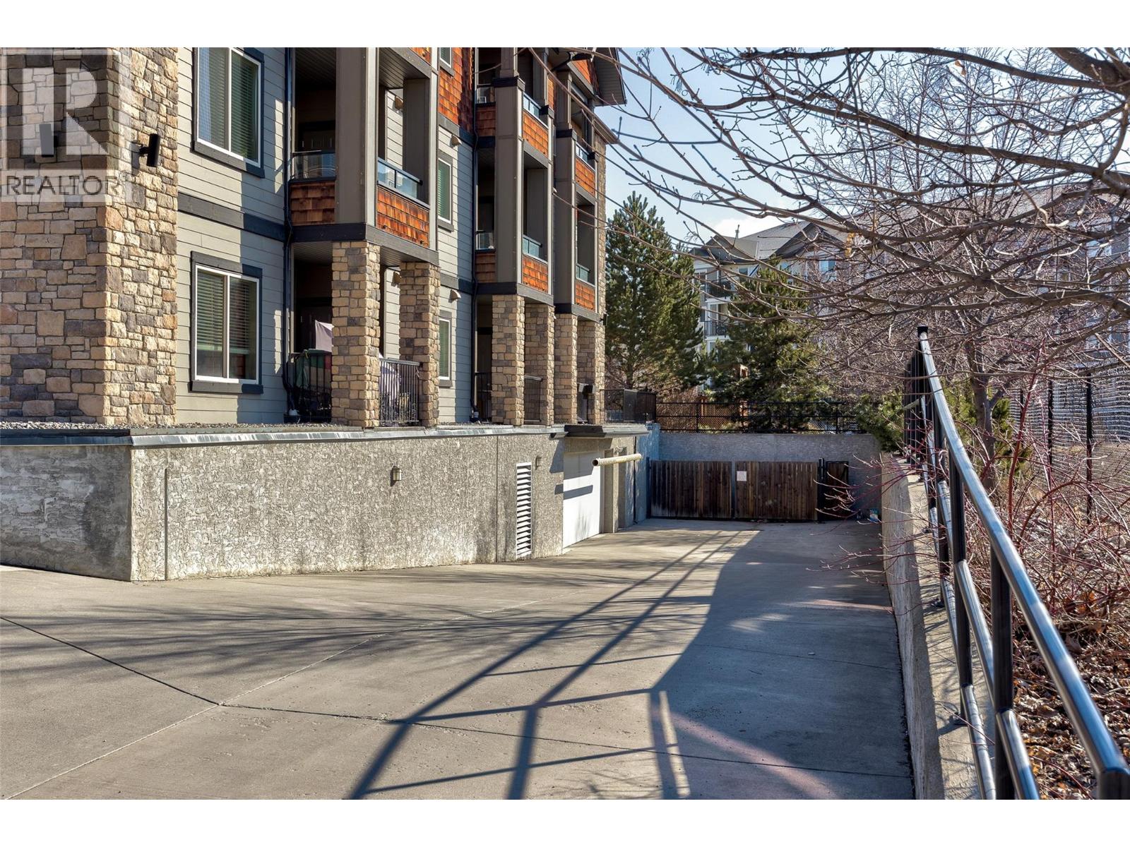 Picture for Unit #206, 1957 Kane  Road https://www.cirrealty.ca/reb/bc/0/10363900_36.jpg