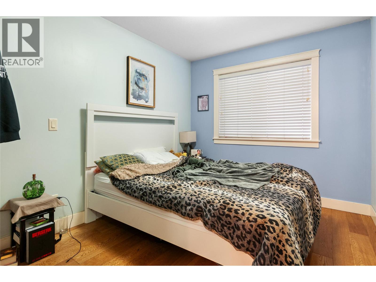 Picture for 741 Clement  Avenue https://www.cirrealty.ca/reb/bc/0/10363950_7.jpg