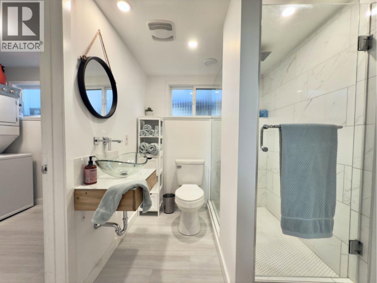 Picture for 488 Stanley  Crescent https://www.cirrealty.ca/reb/bc/0/10364010_14.jpg