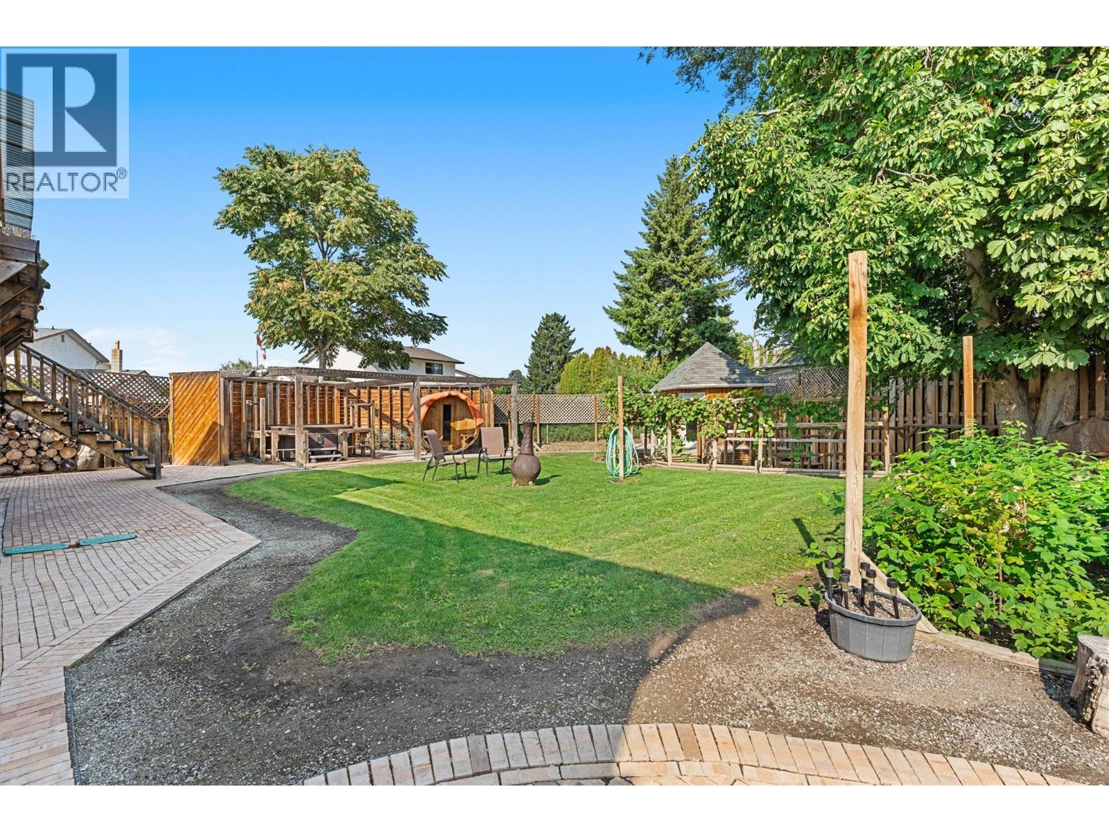 Picture for 992 Grenfell  Court https://www.cirrealty.ca/reb/bc/0/10364110_28.jpg