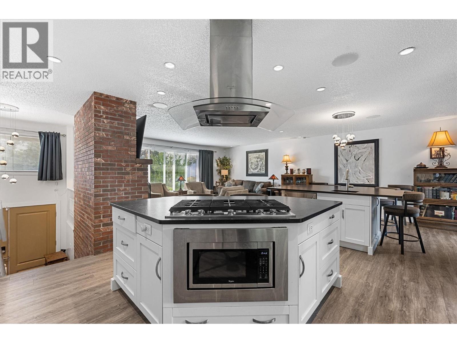 Picture for 992 Grenfell  Court