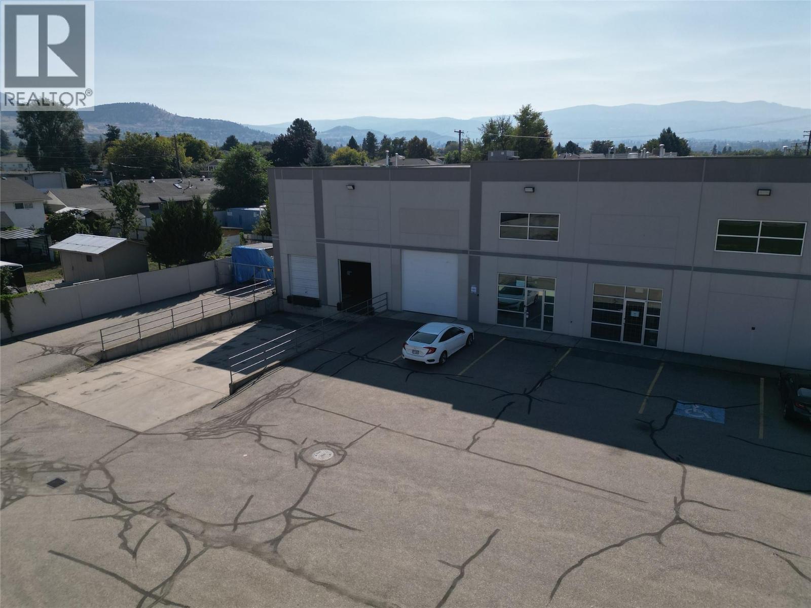 Picture for Unit #3, 801 Dalton  Road https://www.cirrealty.ca/reb/bc/0/10364180_20.jpg