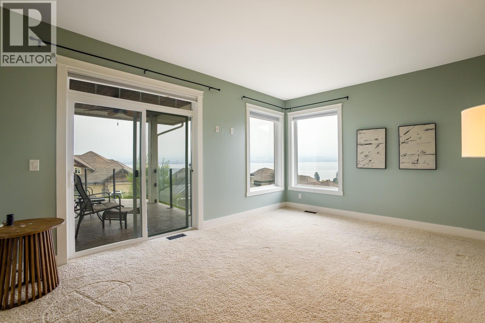 Picture for 2584 Lucinde  Road https://www.cirrealty.ca/reb/bc/0/10364190_16.jpg