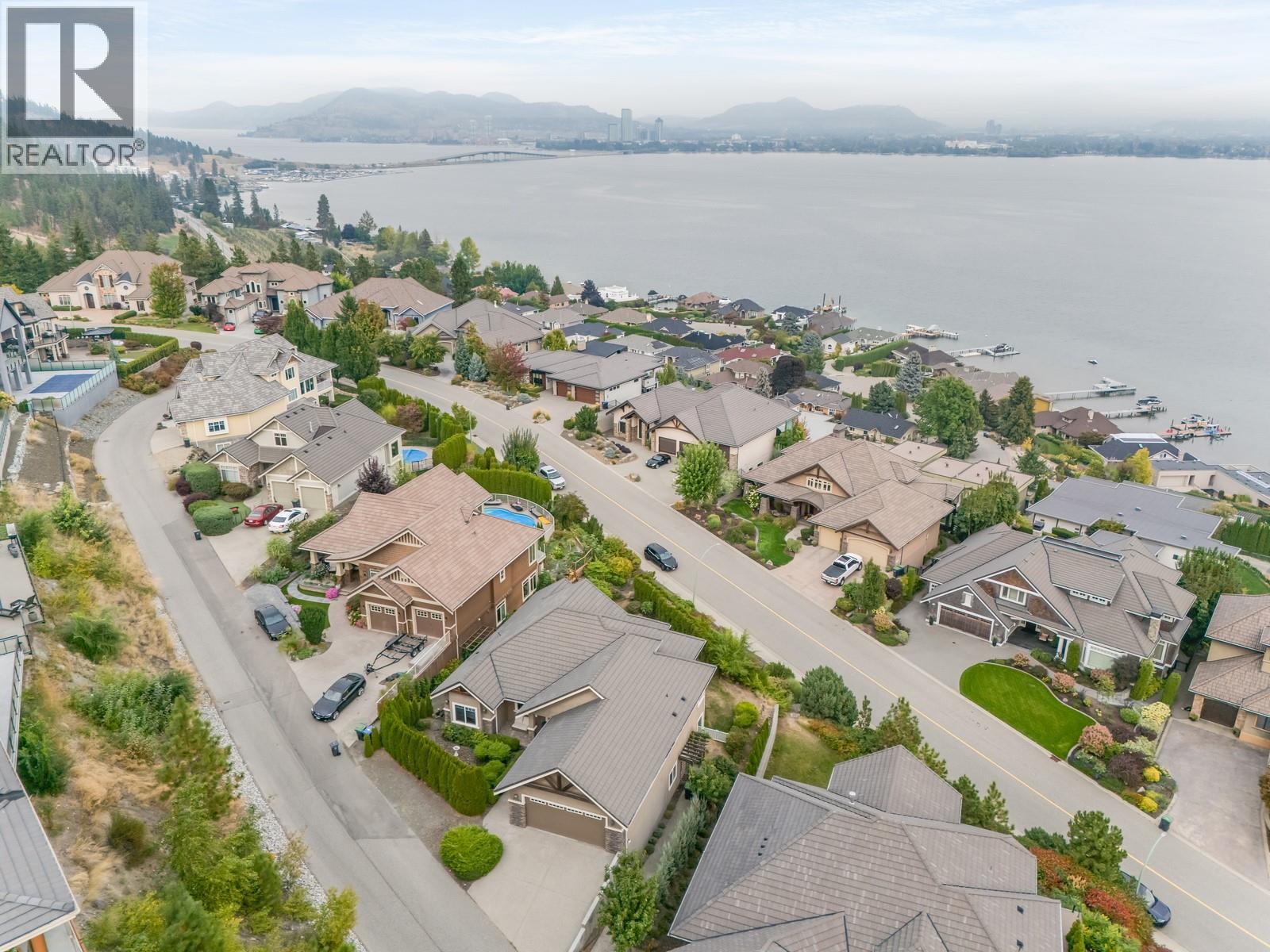 Picture for 2584 Lucinde  Road https://www.cirrealty.ca/reb/bc/0/10364190_51.jpg