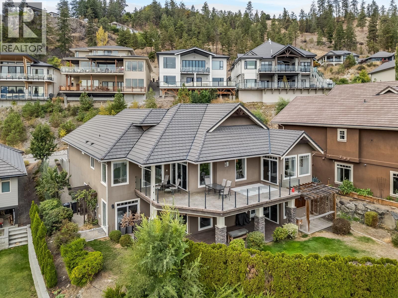Picture for 2584 Lucinde  Road https://www.cirrealty.ca/reb/bc/0/10364190_59.jpg
