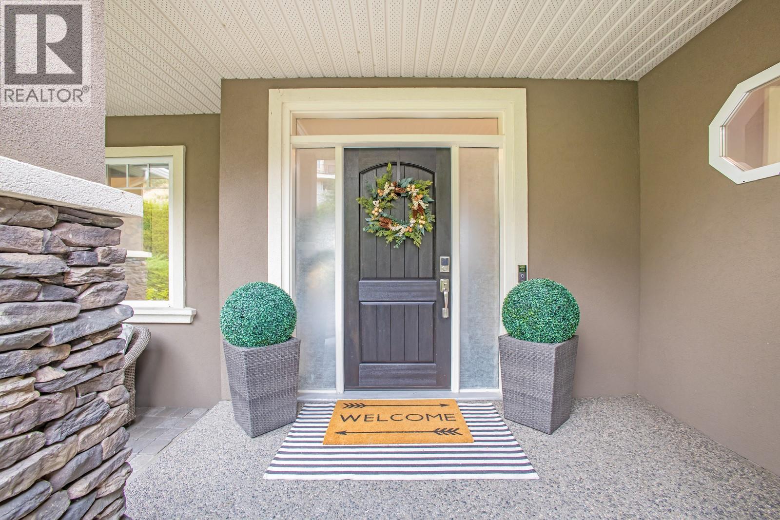 Picture for 2584 Lucinde  Road https://www.cirrealty.ca/reb/bc/0/10364190_6.jpg