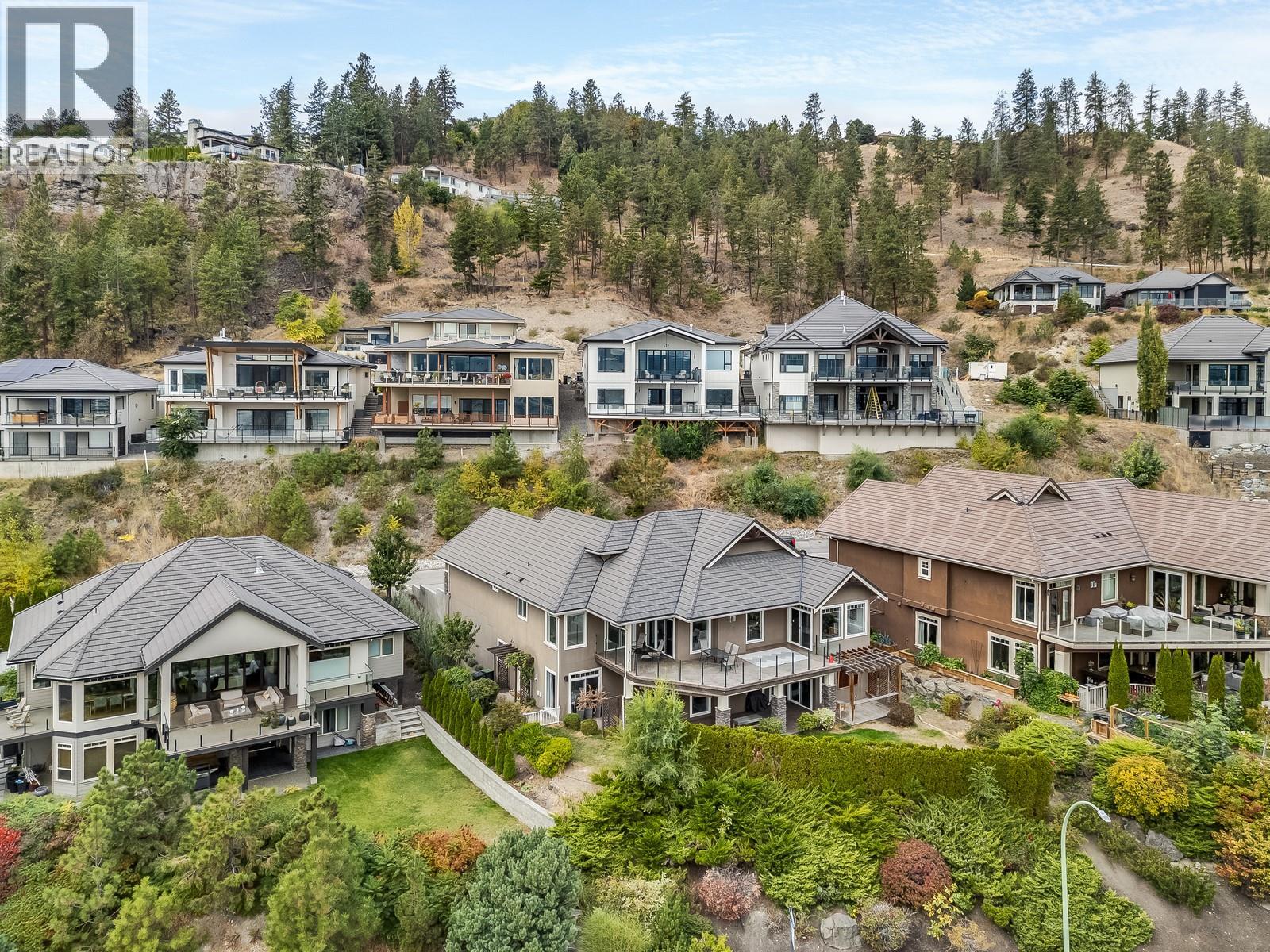 Picture for 2584 Lucinde  Road https://www.cirrealty.ca/reb/bc/0/10364190_60.jpg
