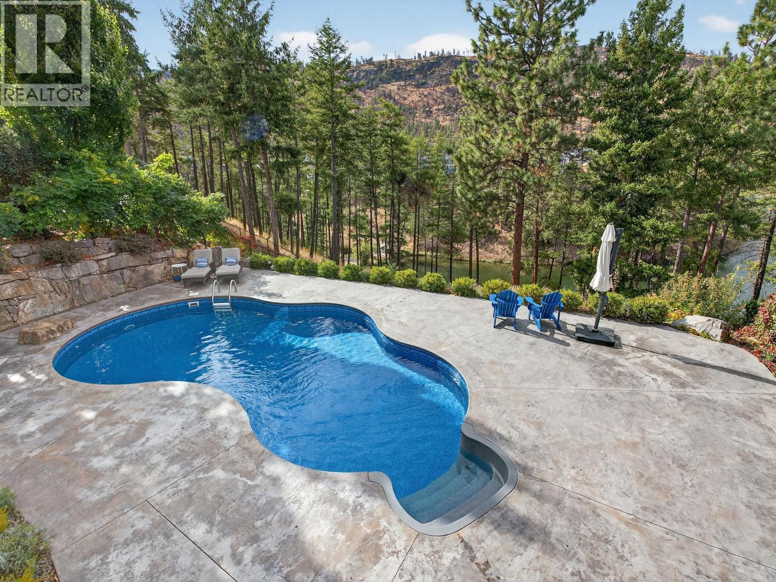 Picture for 1054 Long Ridge  Drive https://www.cirrealty.ca/reb/bc/0/10364220_25.jpg