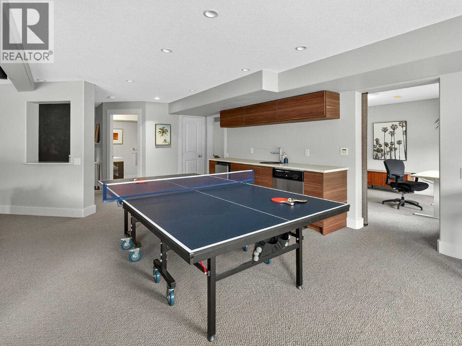 Picture for 1054 Long Ridge  Drive https://www.cirrealty.ca/reb/bc/0/10364220_40.jpg