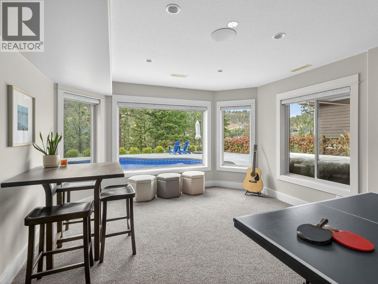 Picture for 1054 Long Ridge  Drive https://www.cirrealty.ca/reb/bc/0/10364220_41.jpg