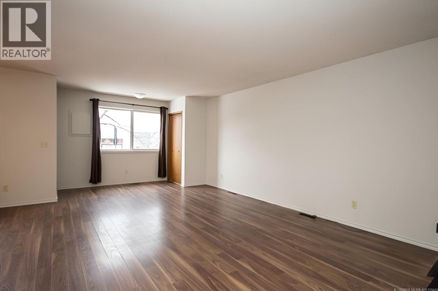 Picture for 1086 Raymer  Avenue