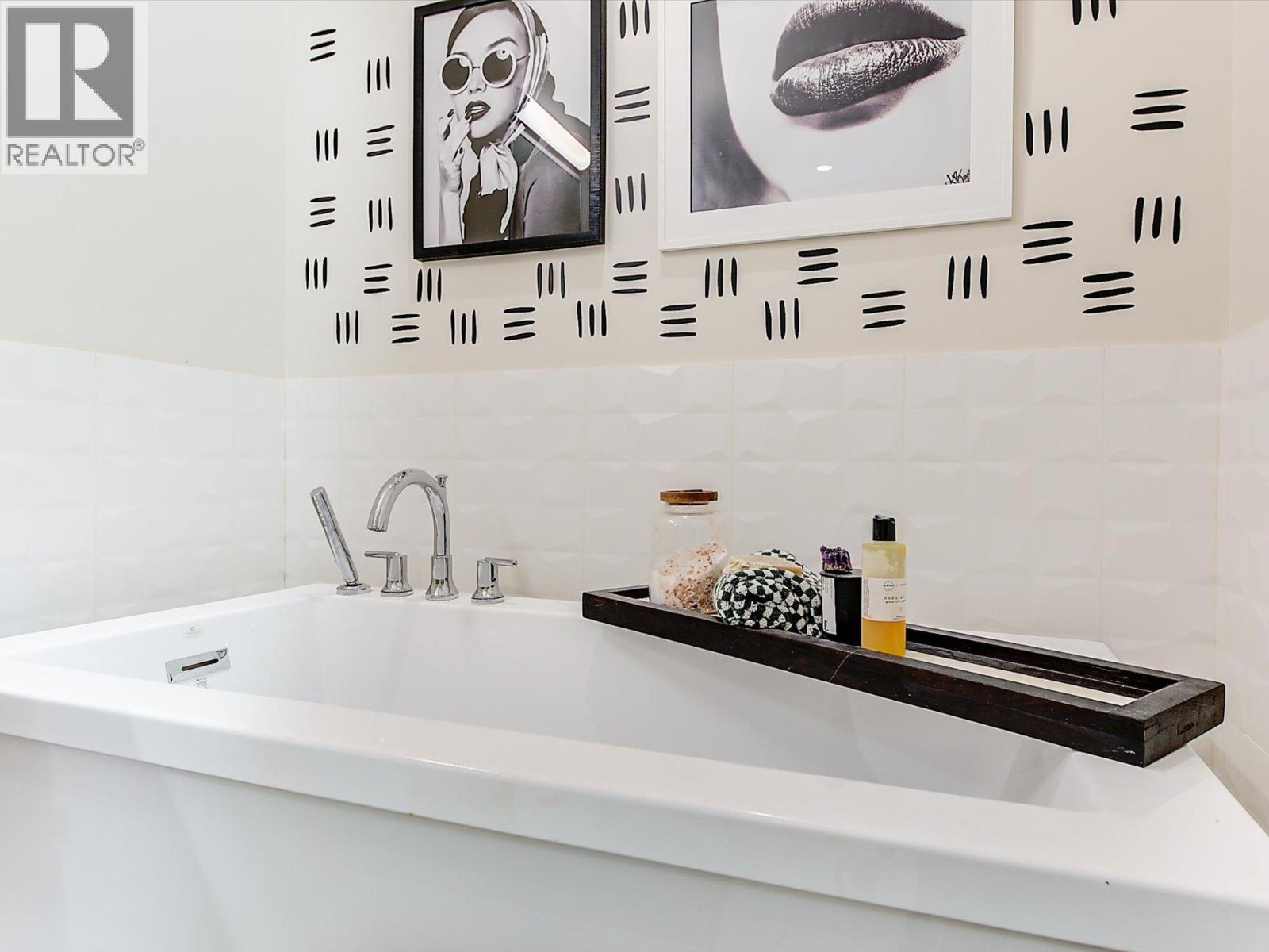 Picture for Unit #5, 1349 Rocky Point  Drive https://www.cirrealty.ca/reb/bc/0/10364380_30.jpg