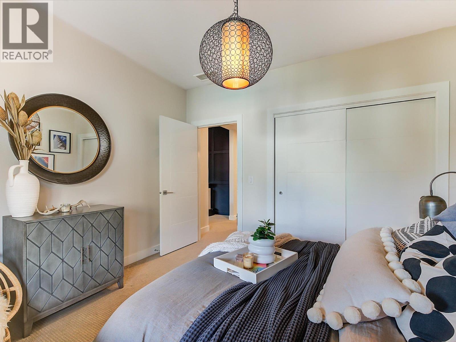 Picture for Unit #5, 1349 Rocky Point  Drive https://www.cirrealty.ca/reb/bc/0/10364380_54.jpg