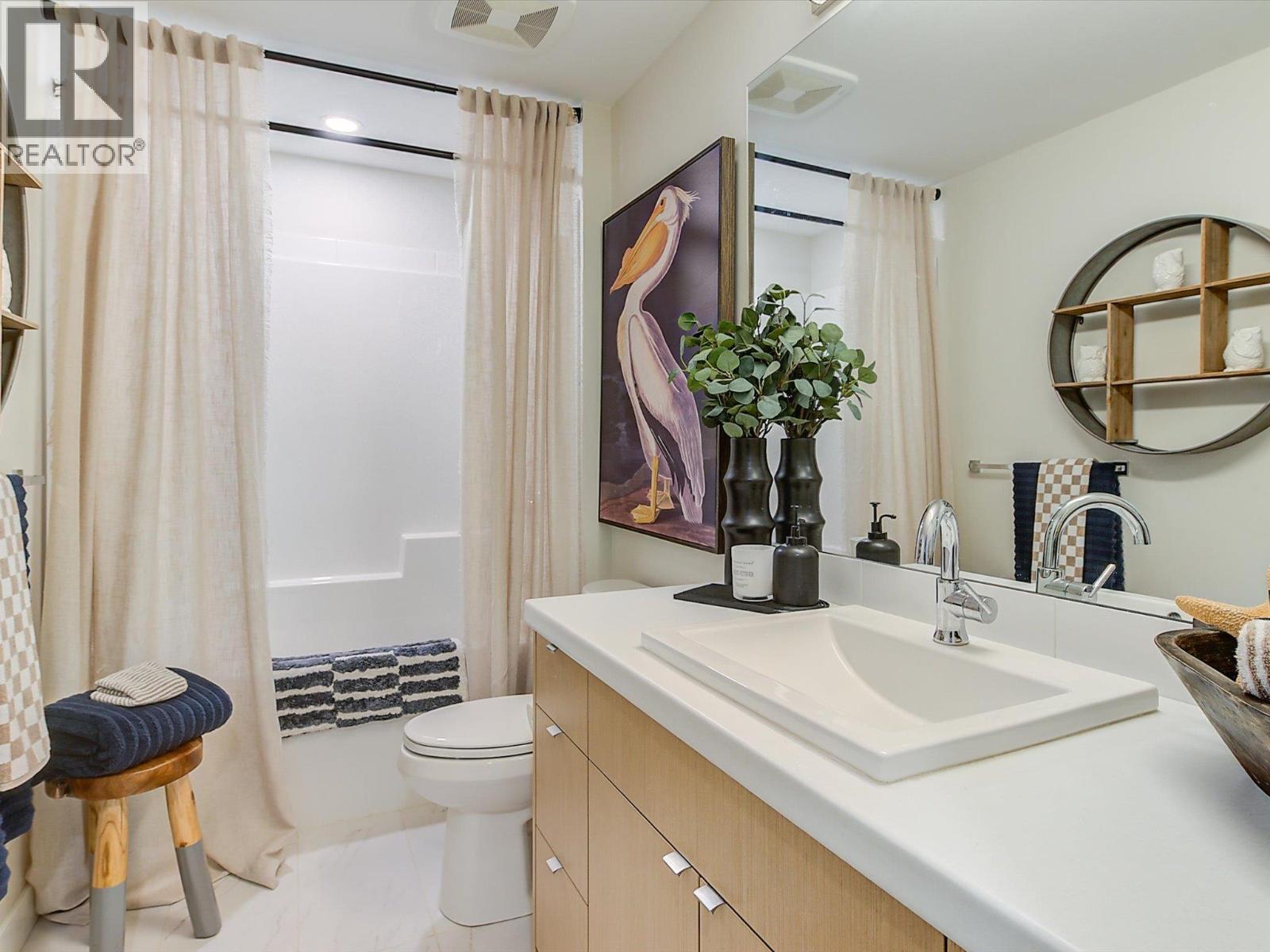 Picture for Unit #5, 1349 Rocky Point  Drive https://www.cirrealty.ca/reb/bc/0/10364380_55.jpg