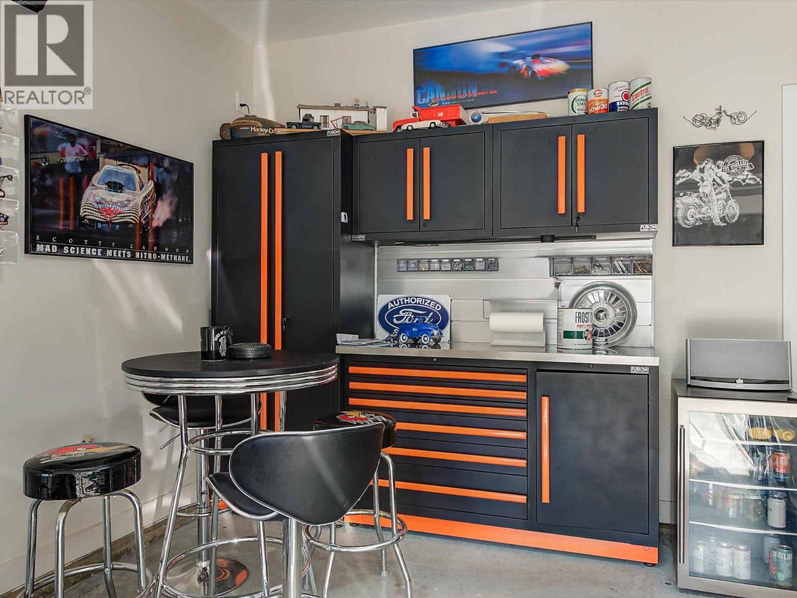 Picture for Unit #5, 1349 Rocky Point  Drive https://www.cirrealty.ca/reb/bc/0/10364380_60.jpg