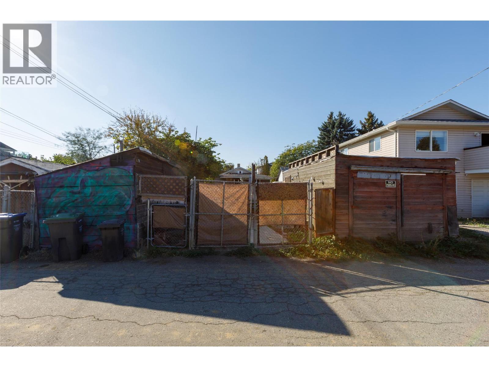 Picture for 858 Cawston  Avenue https://www.cirrealty.ca/reb/bc/0/10364390_33.jpg