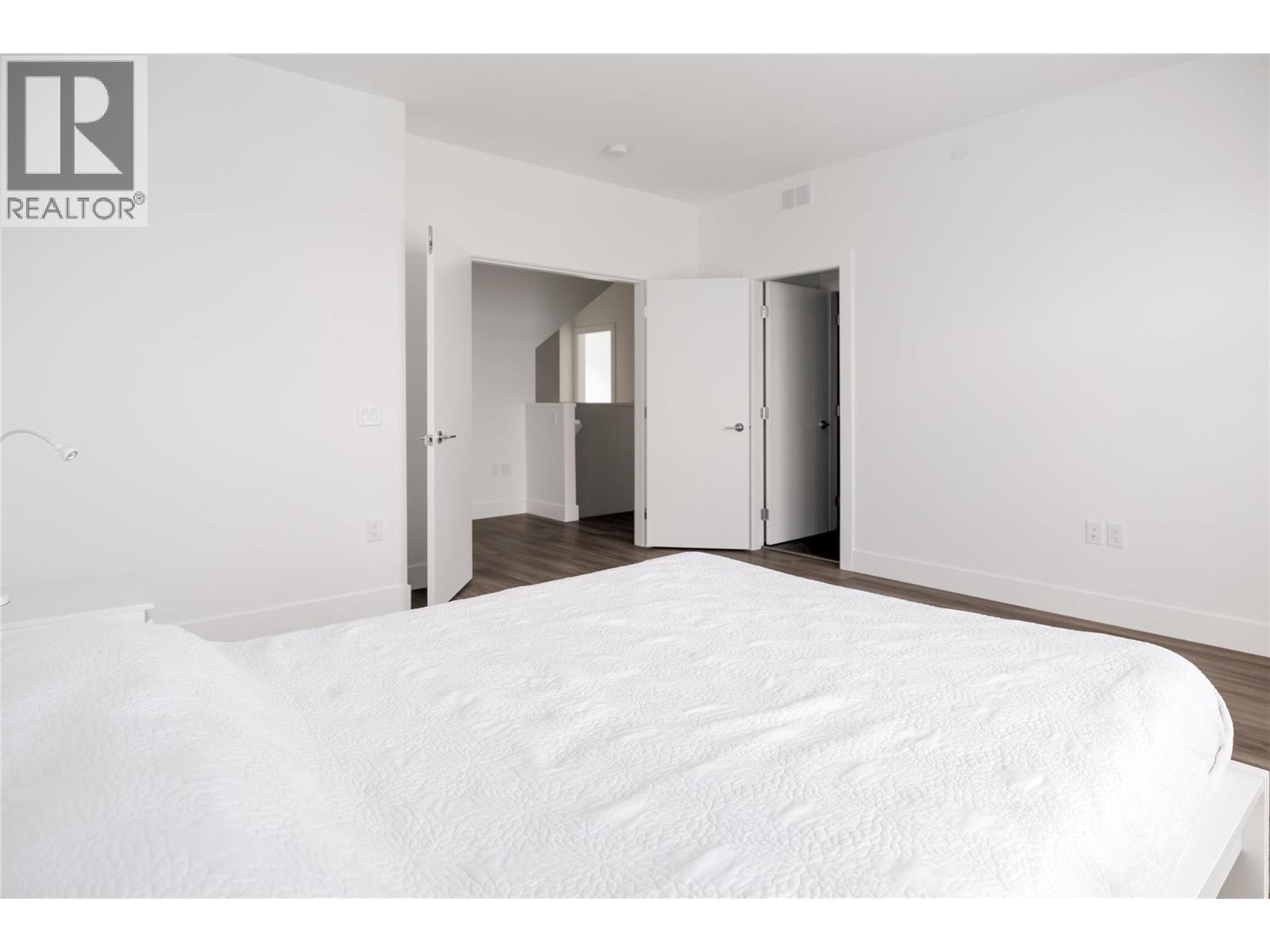 Picture for Unit #160, 2100 Campbell  Road https://www.cirrealty.ca/reb/bc/0/10364450_20.jpg