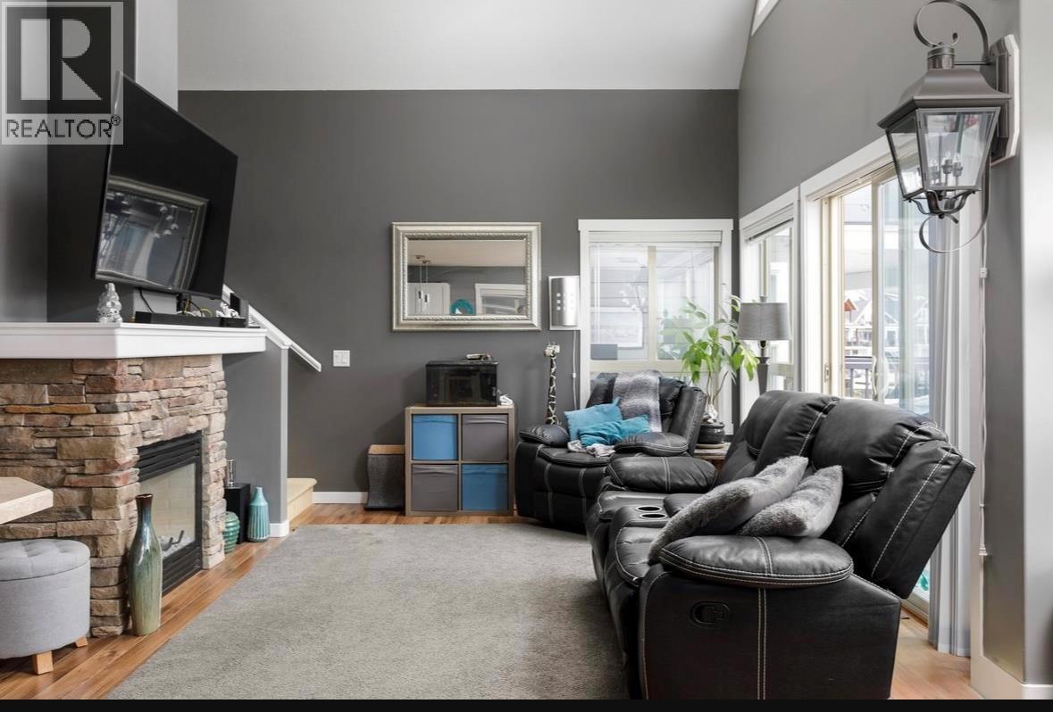 Picture for Unit #310, 6822 Madrid  Way https://www.cirrealty.ca/reb/bc/0/10364800_8.jpg