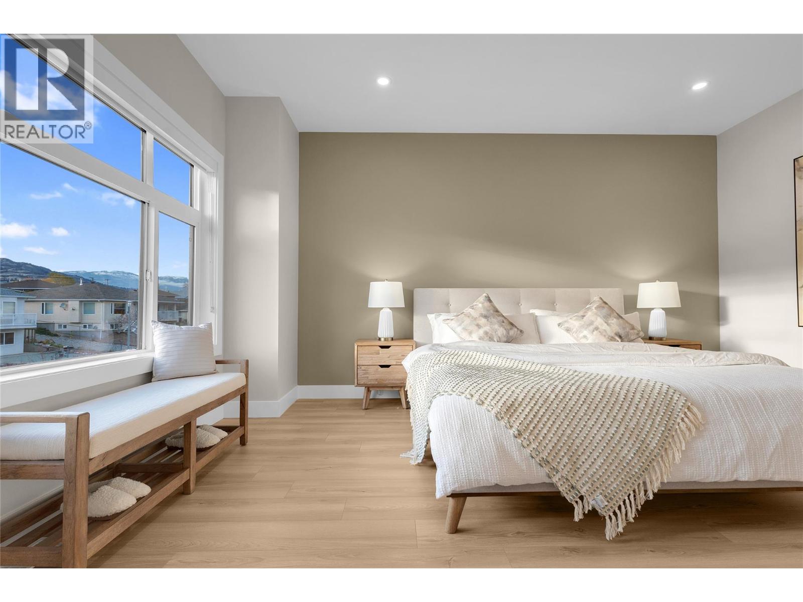 Picture for Unit #102, 6811 Nighthawk  Drive https://www.cirrealty.ca/reb/bc/0/10364920_21.jpg