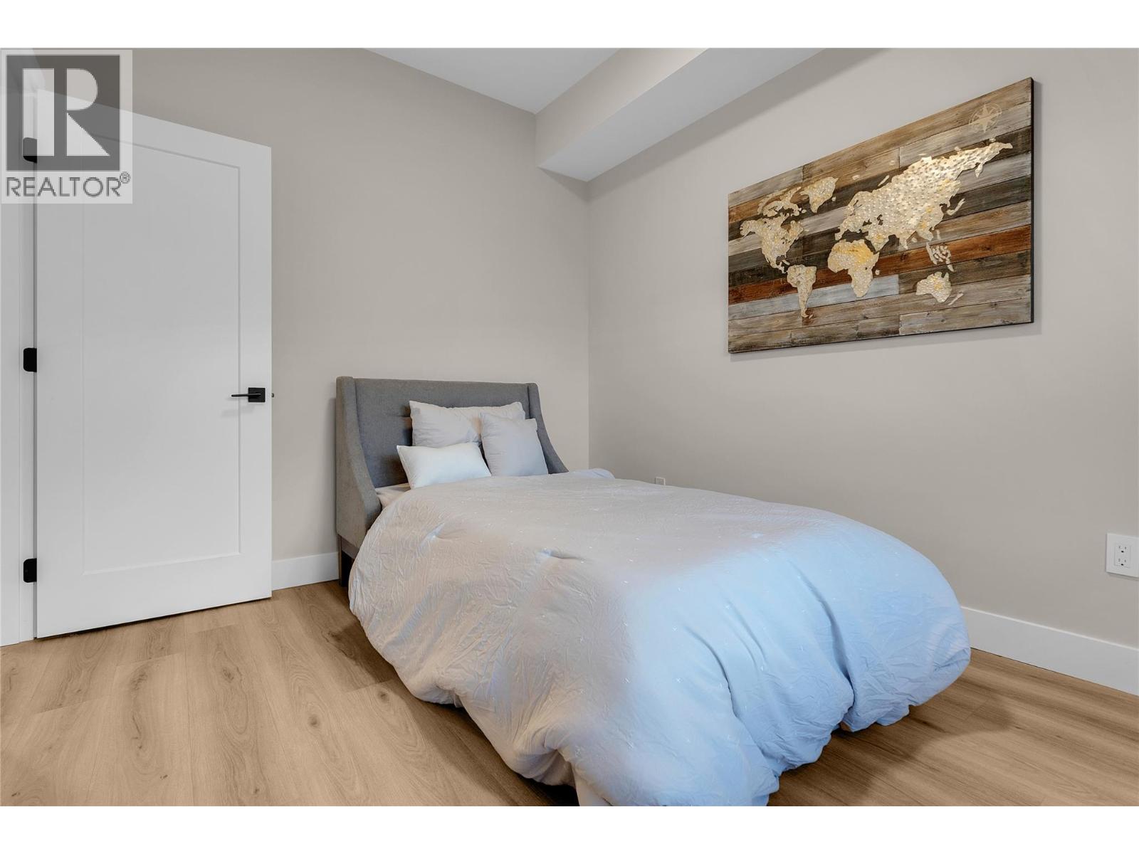 Picture for Unit #102, 6811 Nighthawk  Drive https://www.cirrealty.ca/reb/bc/0/10364920_26.jpg