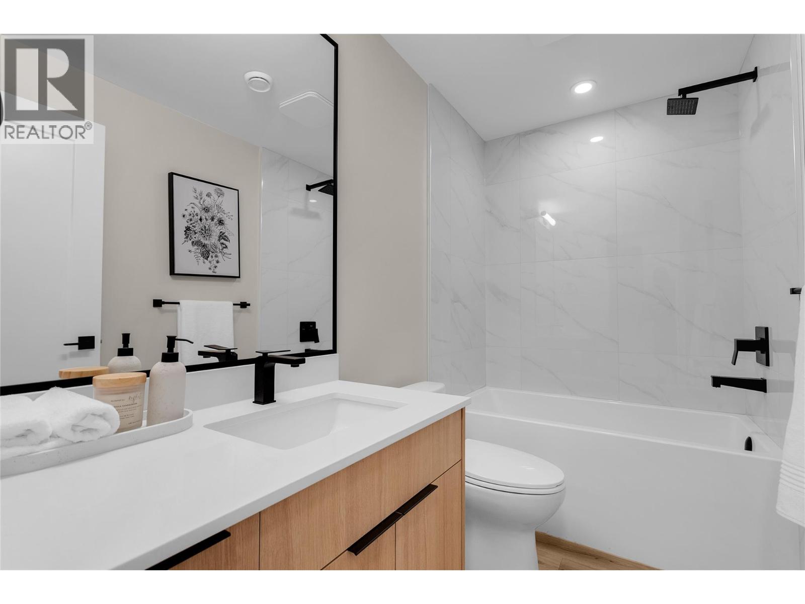 Picture for Unit #102, 6811 Nighthawk  Drive https://www.cirrealty.ca/reb/bc/0/10364920_27.jpg