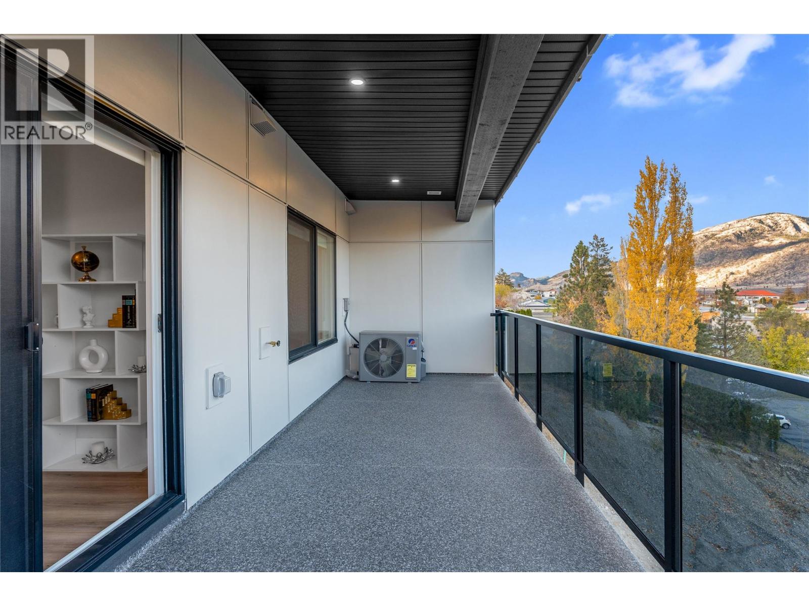 Picture for Unit #102, 6811 Nighthawk  Drive https://www.cirrealty.ca/reb/bc/0/10364920_32.jpg