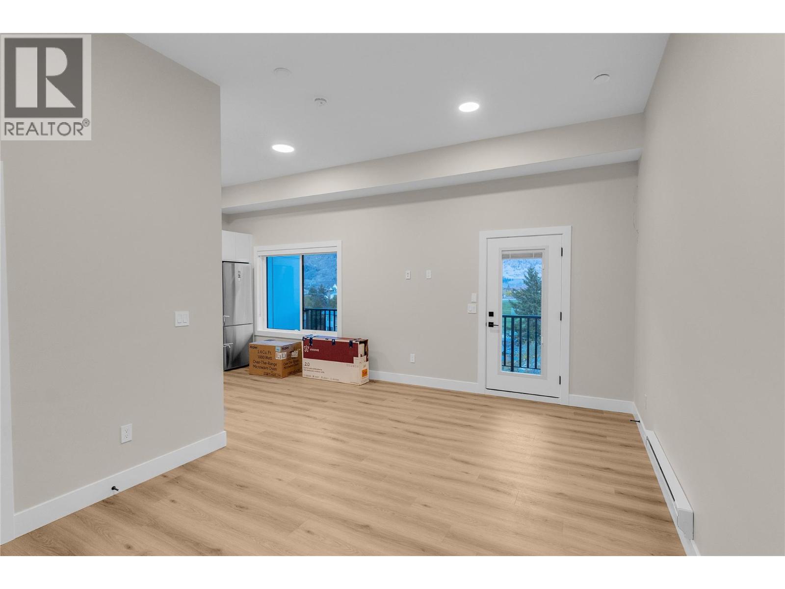 Picture for Unit #102, 6811 Nighthawk  Drive https://www.cirrealty.ca/reb/bc/0/10364920_34.jpg