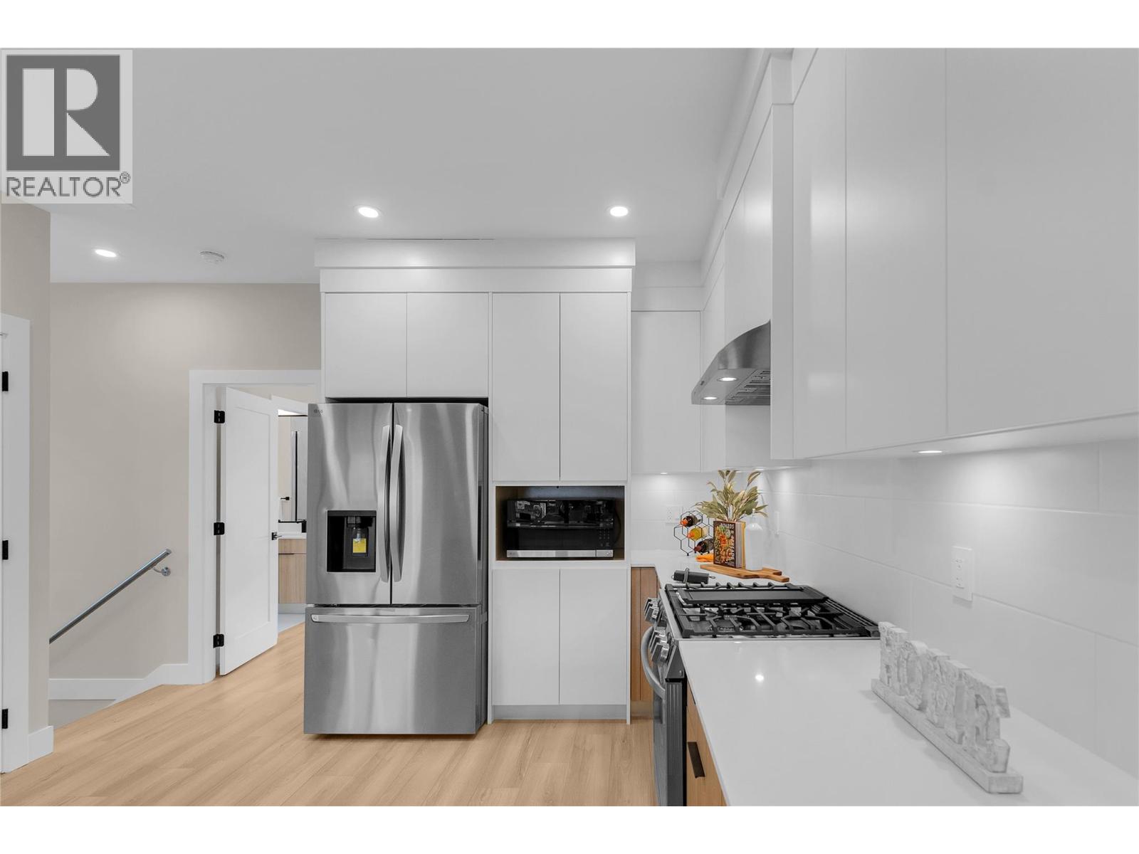 Picture for Unit #102, 6811 Nighthawk  Drive https://www.cirrealty.ca/reb/bc/0/10364920_9.jpg