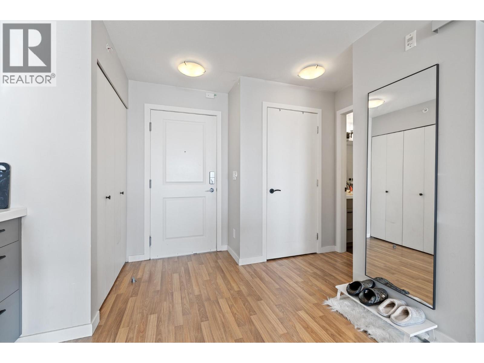 Picture for Unit #406, 1550 Dickson  Avenue https://www.cirrealty.ca/reb/bc/0/10364980_12.jpg