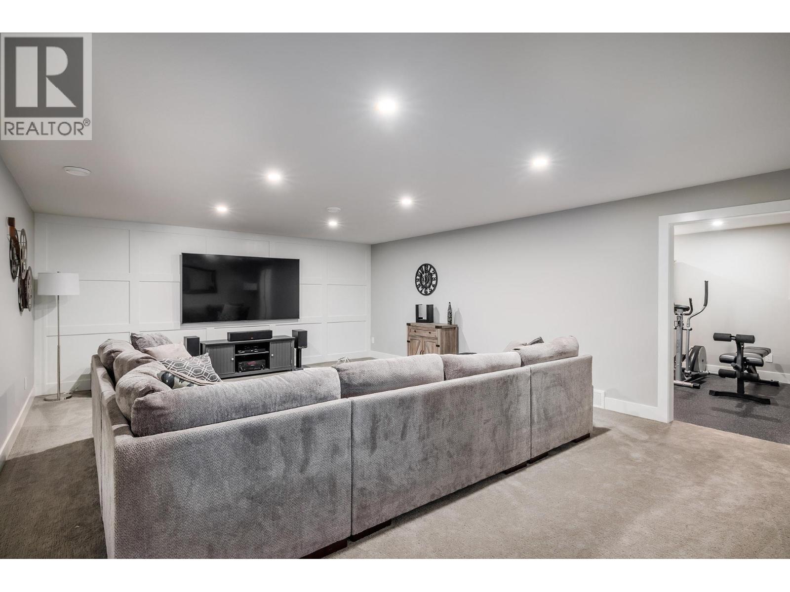 Picture for 2501 Tallus Heights  Drive https://www.cirrealty.ca/reb/bc/0/10365190_25.jpg