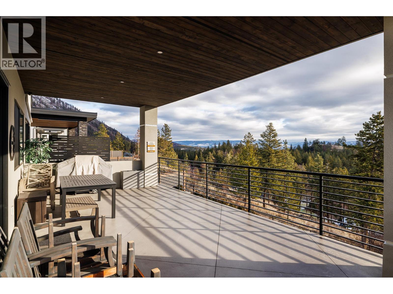 Picture for 2501 Tallus Heights  Drive https://www.cirrealty.ca/reb/bc/0/10365190_29.jpg