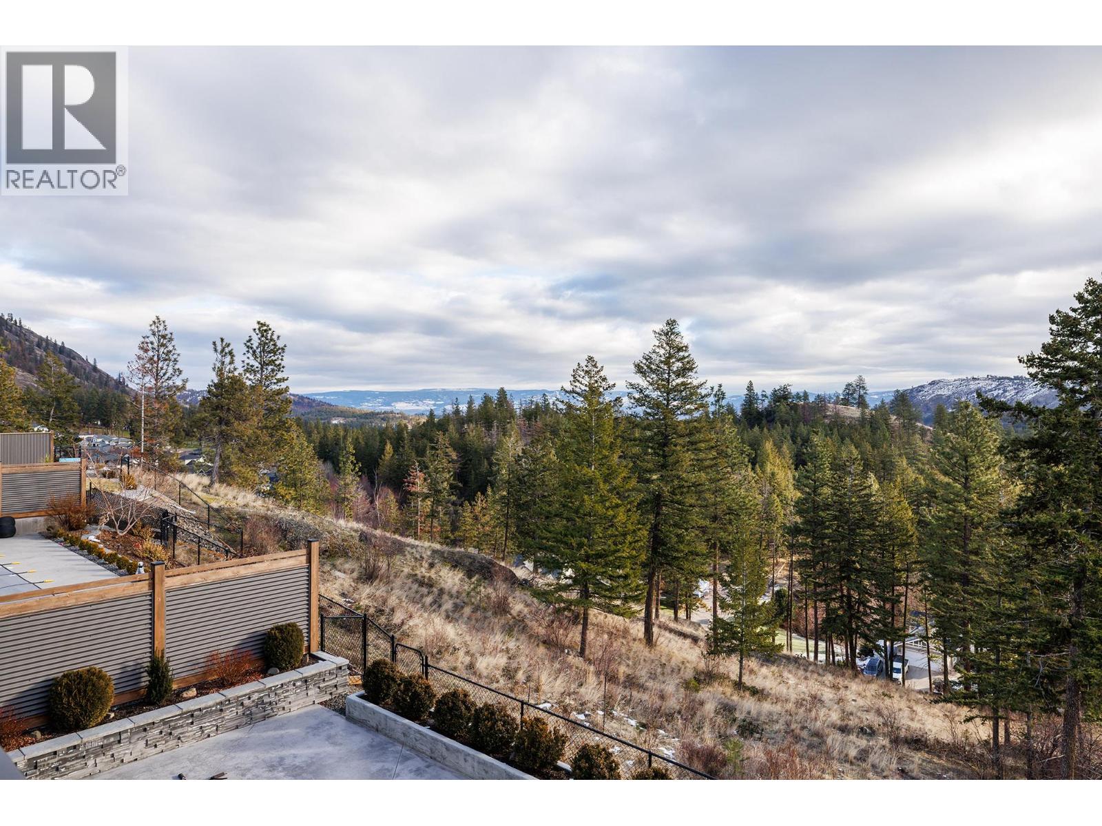 Picture for 2501 Tallus Heights  Drive https://www.cirrealty.ca/reb/bc/0/10365190_31.jpg