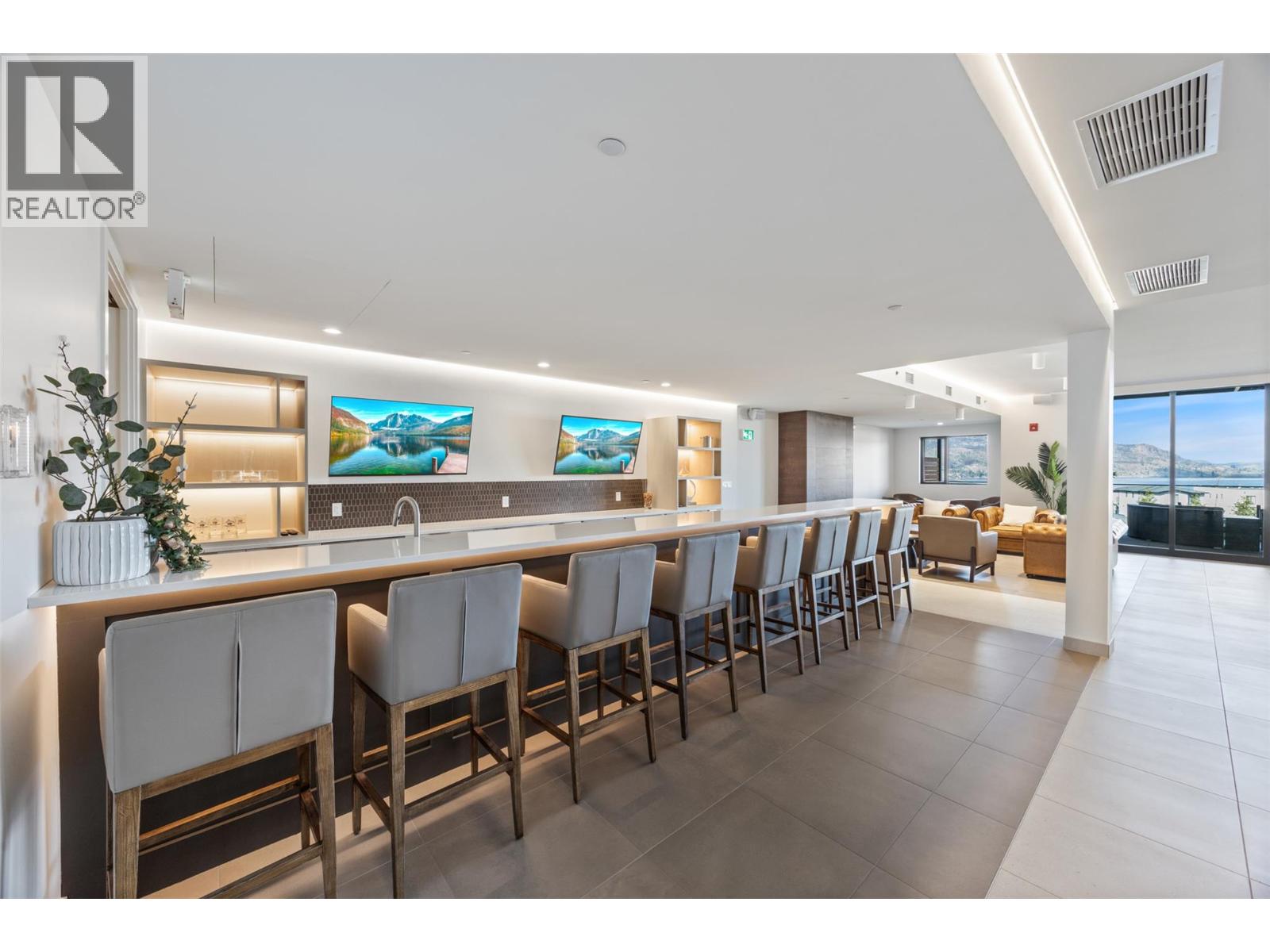 Picture for Unit #3308, 3000 Ariva  Drive https://www.cirrealty.ca/reb/bc/0/10365260_28.jpg