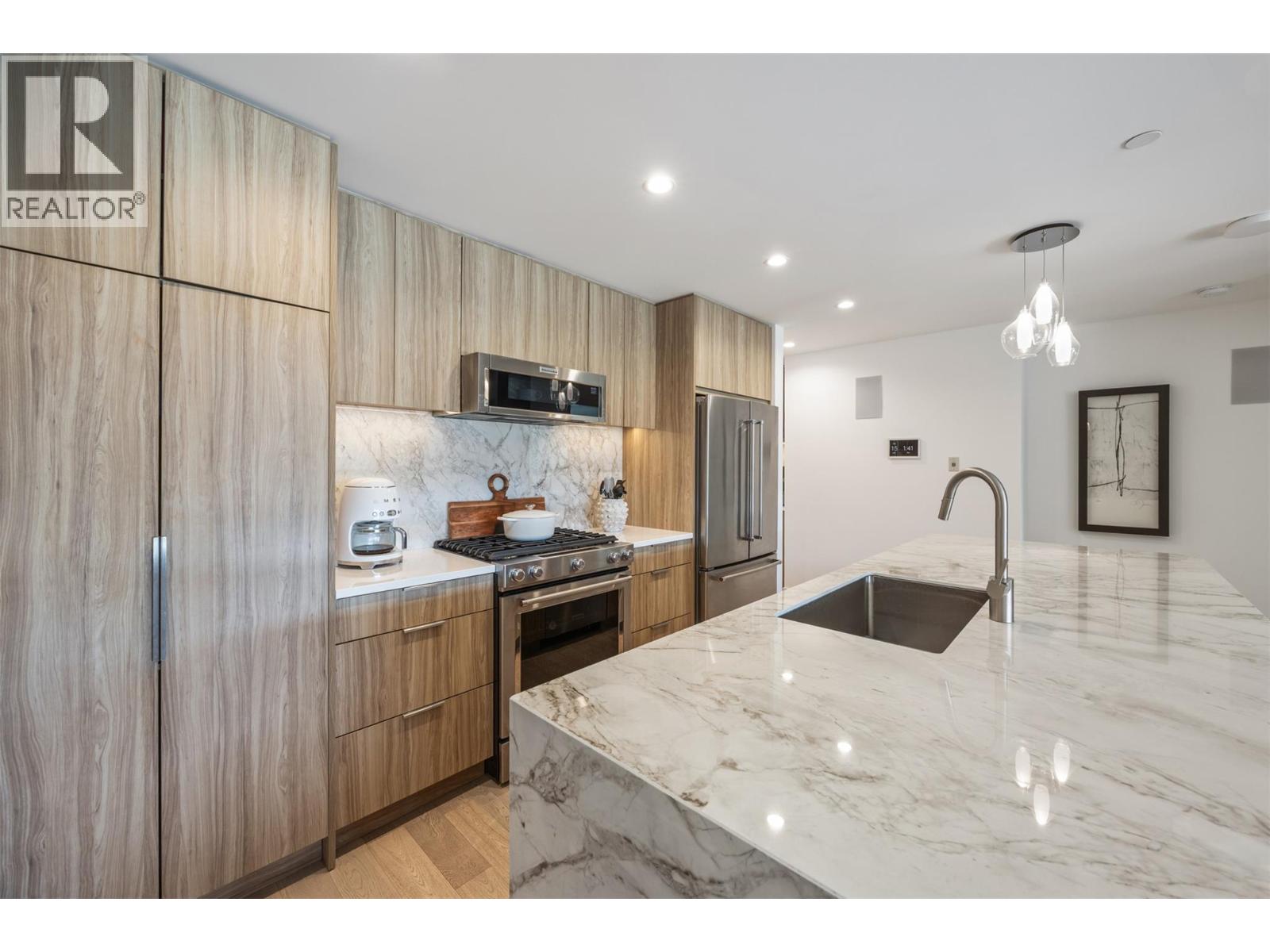 Picture for Unit #3308, 3000 Ariva  Drive https://www.cirrealty.ca/reb/bc/0/10365260_7.jpg