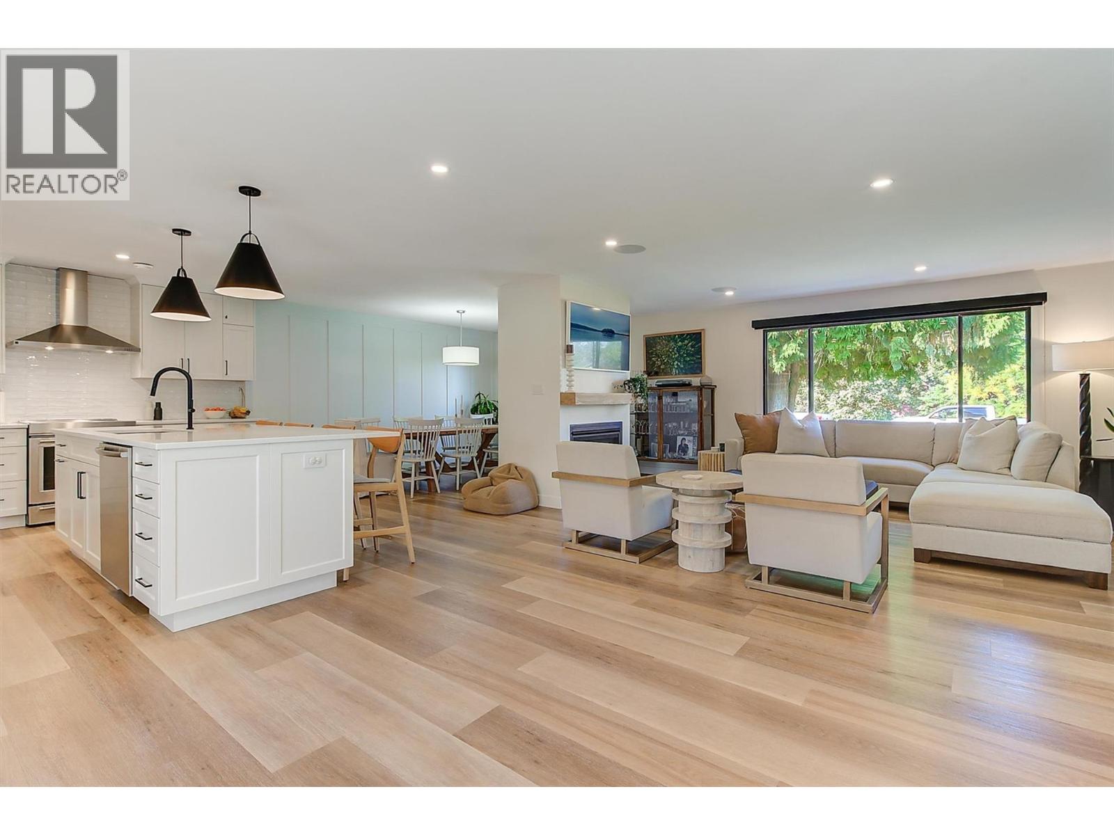 Picture for 3361 Hall  Road https://www.cirrealty.ca/reb/bc/0/10365620_12.jpg