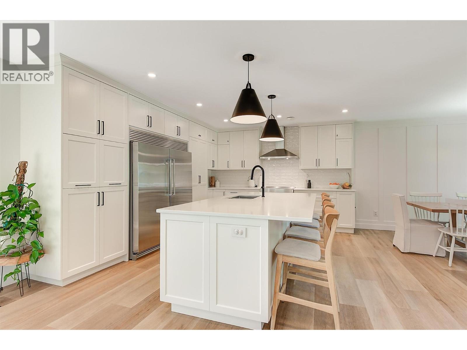 Picture for 3361 Hall  Road https://www.cirrealty.ca/reb/bc/0/10365620_14.jpg