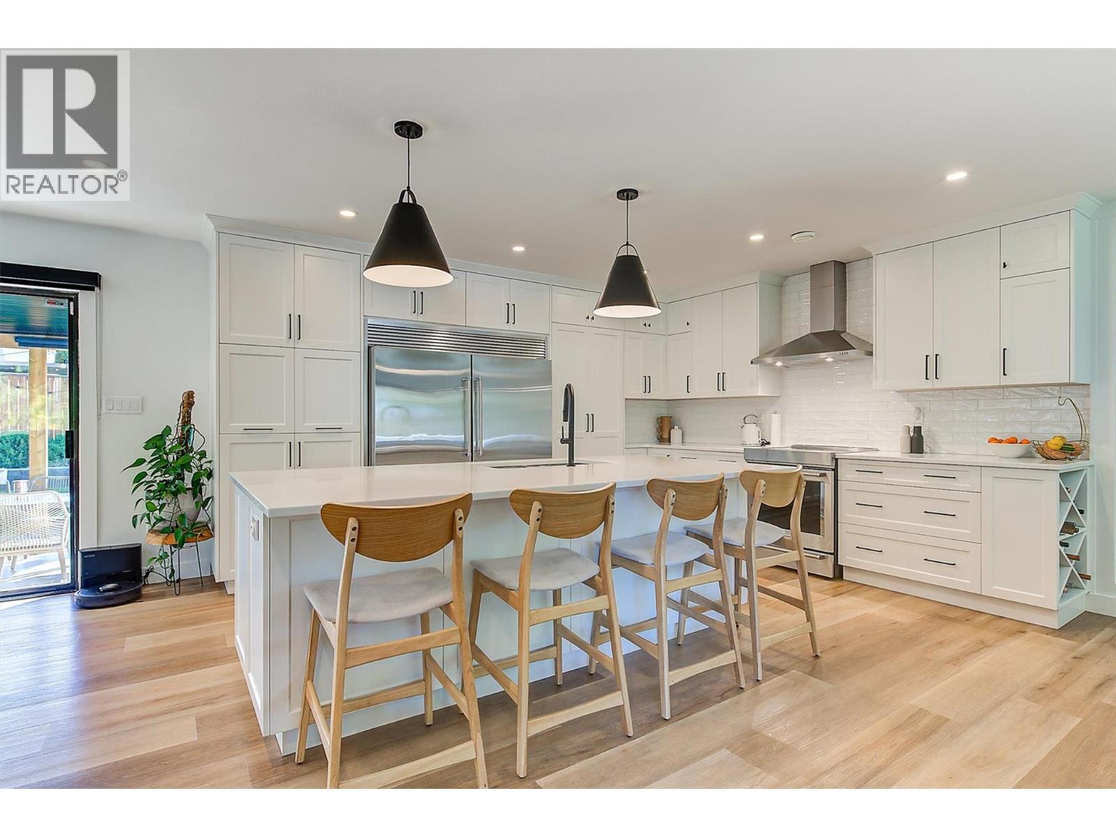 Picture for 3361 Hall  Road https://www.cirrealty.ca/reb/bc/0/10365620_23.jpg