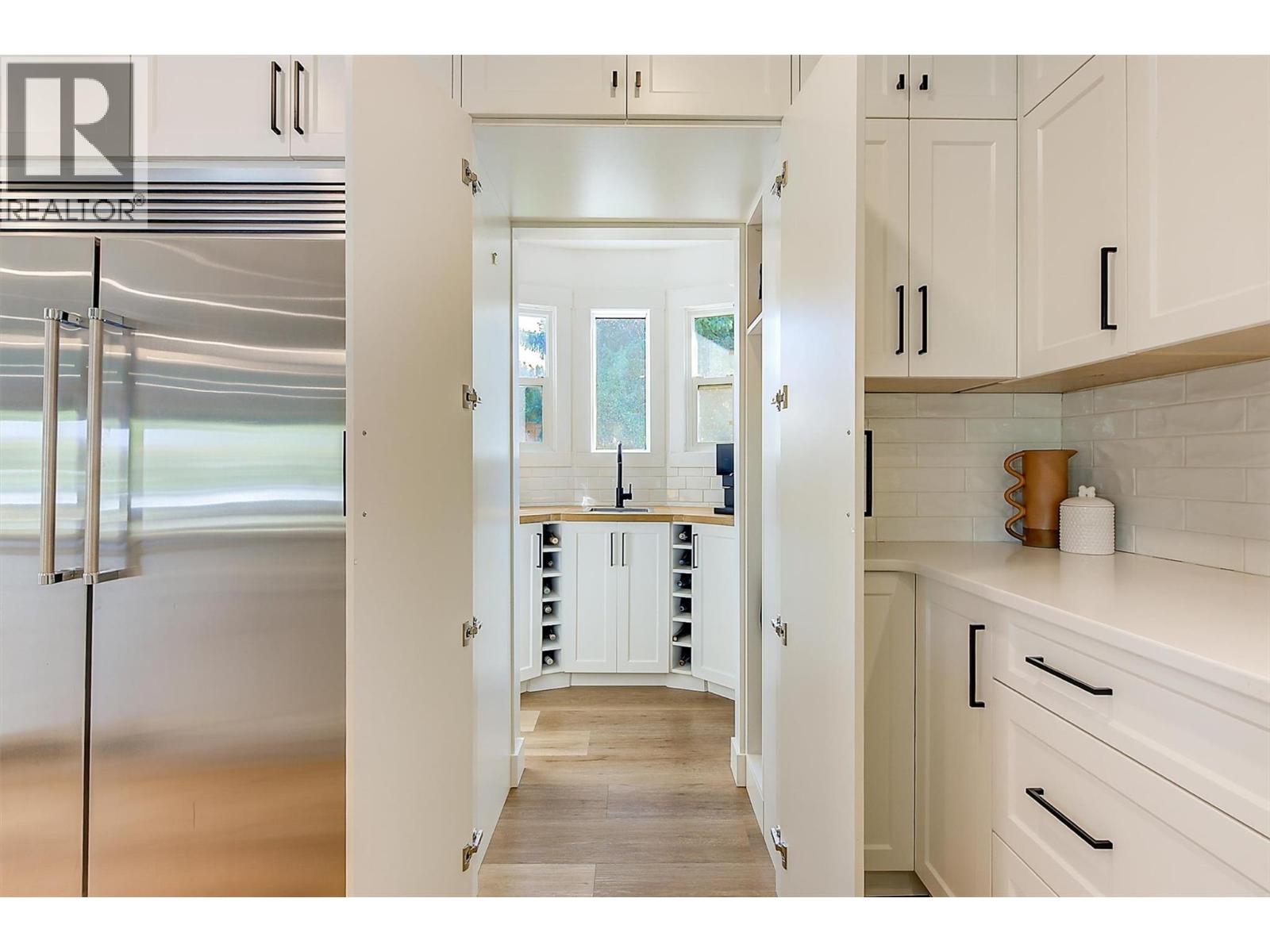 Picture for 3361 Hall  Road https://www.cirrealty.ca/reb/bc/0/10365620_27.jpg