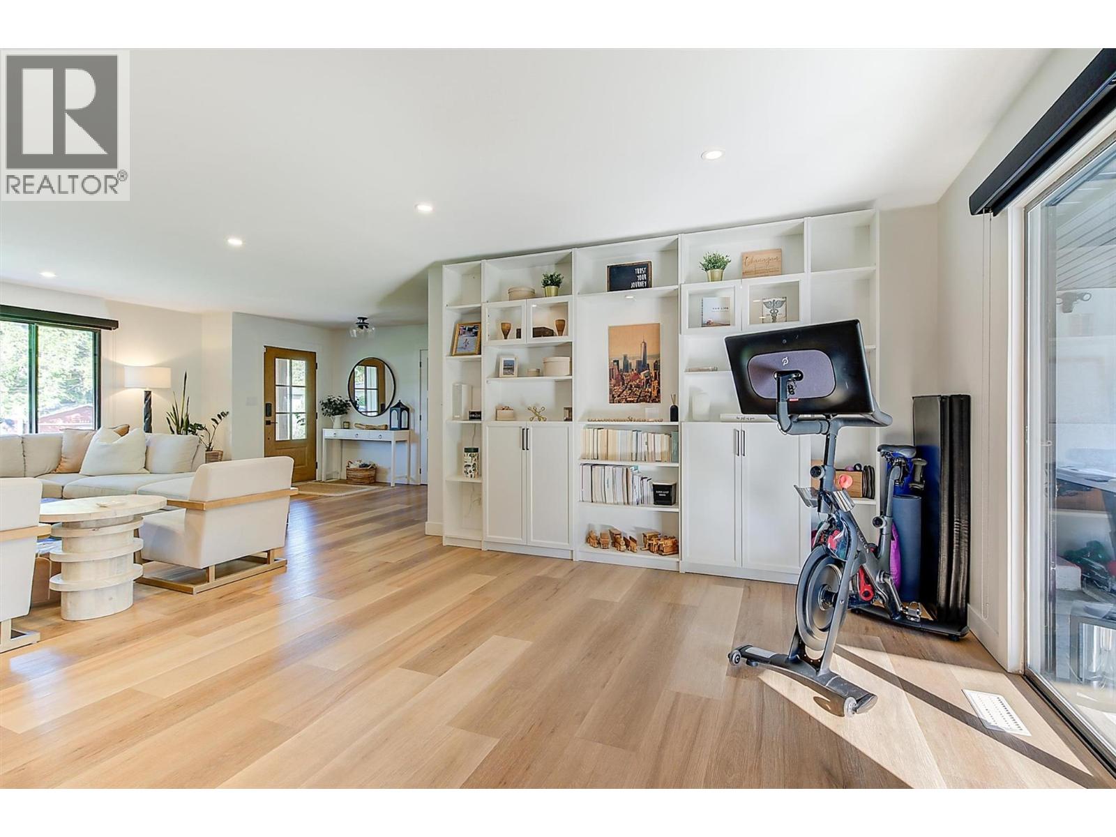 Picture for 3361 Hall  Road https://www.cirrealty.ca/reb/bc/0/10365620_29.jpg